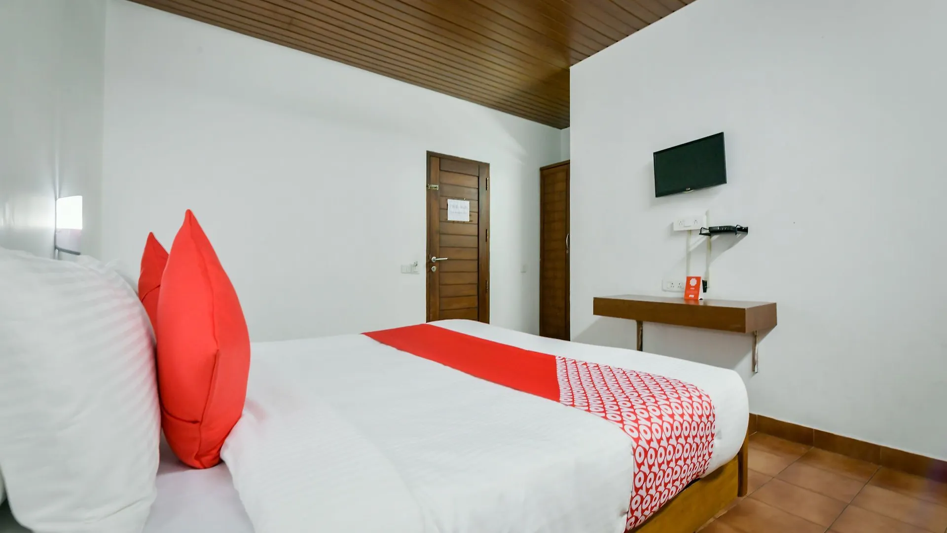 ** Hotel Oyo 13315 Kottaram Beachway Resort Alappuzha Indien